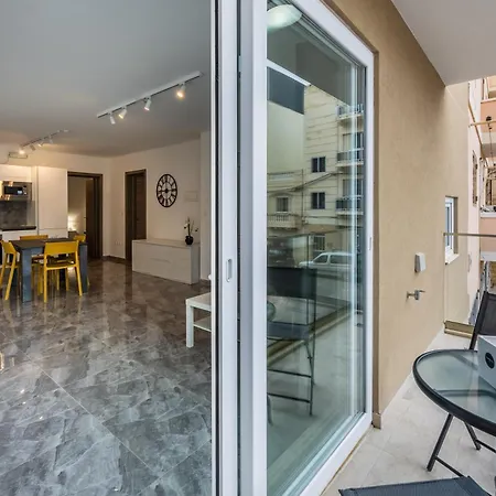 Modern Luxury דירה *